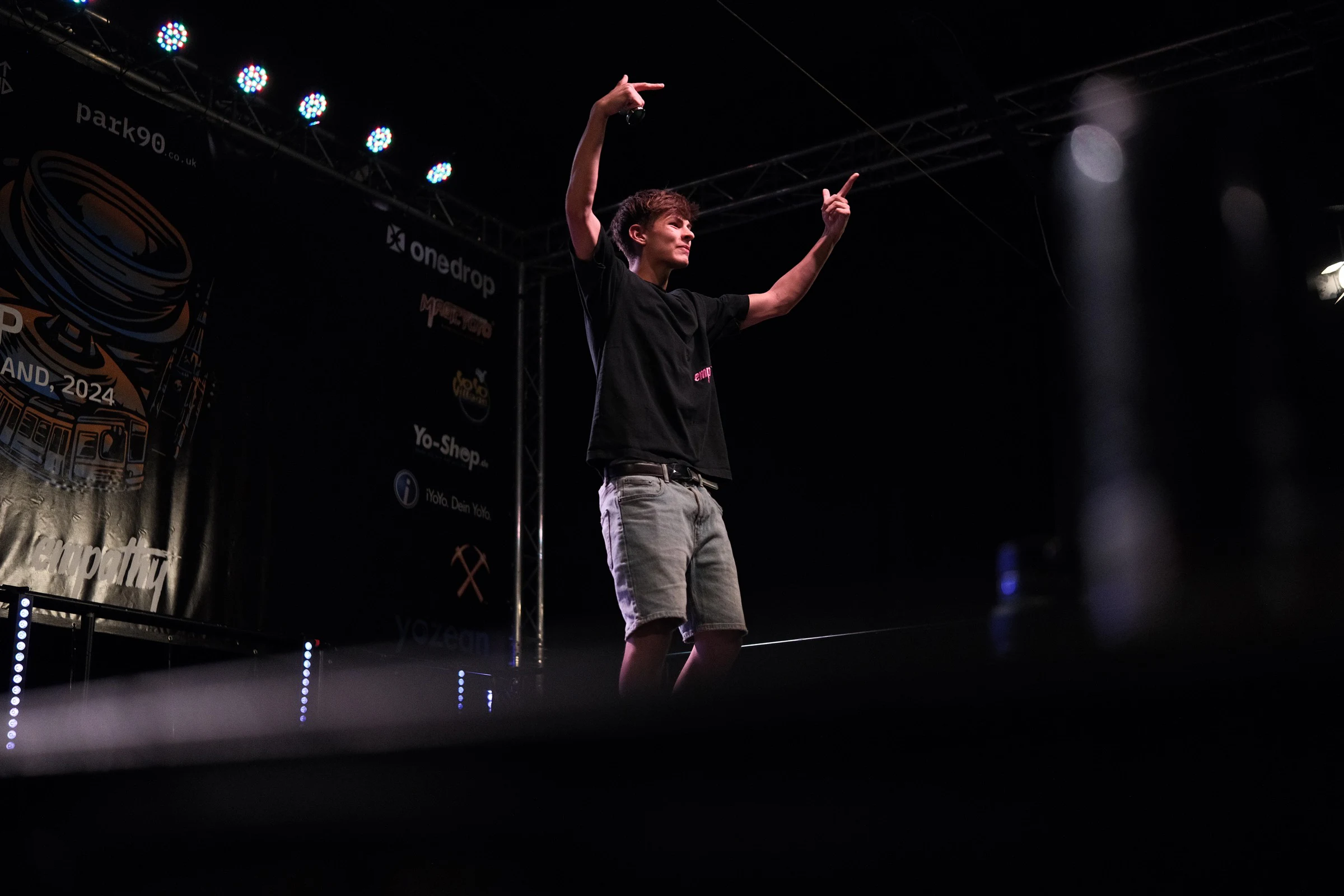 YoYo performer on stage